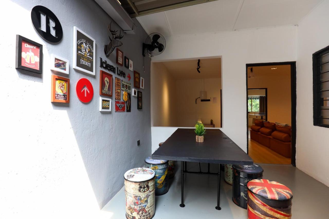 Cozy Homestay With Karaoke System & Pool Table Kuala Lumpur Esterno foto